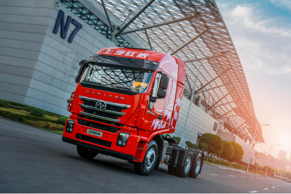 紅巖杰獅2020 AMT牽引車稿件-來吧，展示！且看紅巖杰獅2020 AMT牽引車高顏值與硬實力-20200619V3567.png